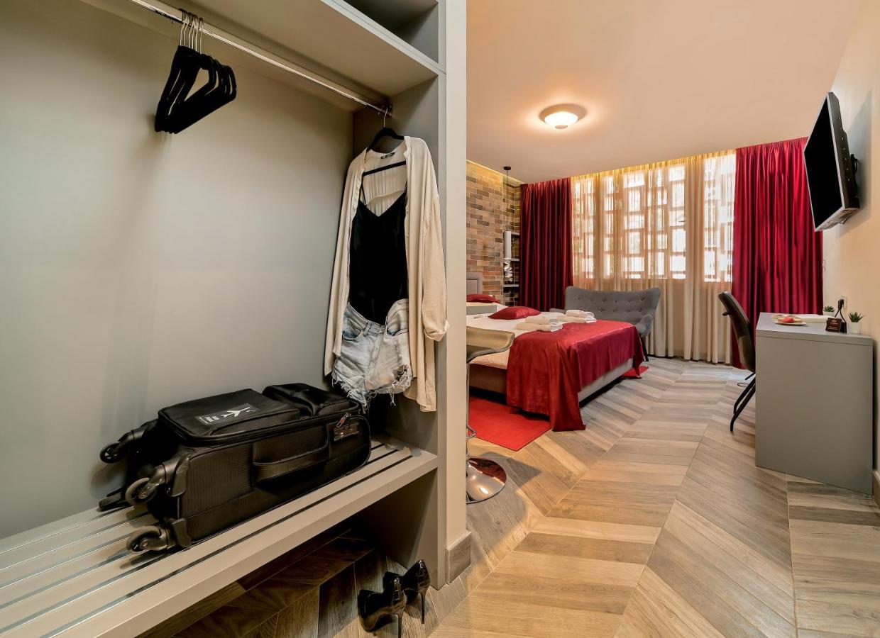 Il Giardino Luxury Rooms & Suites สปลิท ภายนอก รูปภาพ
