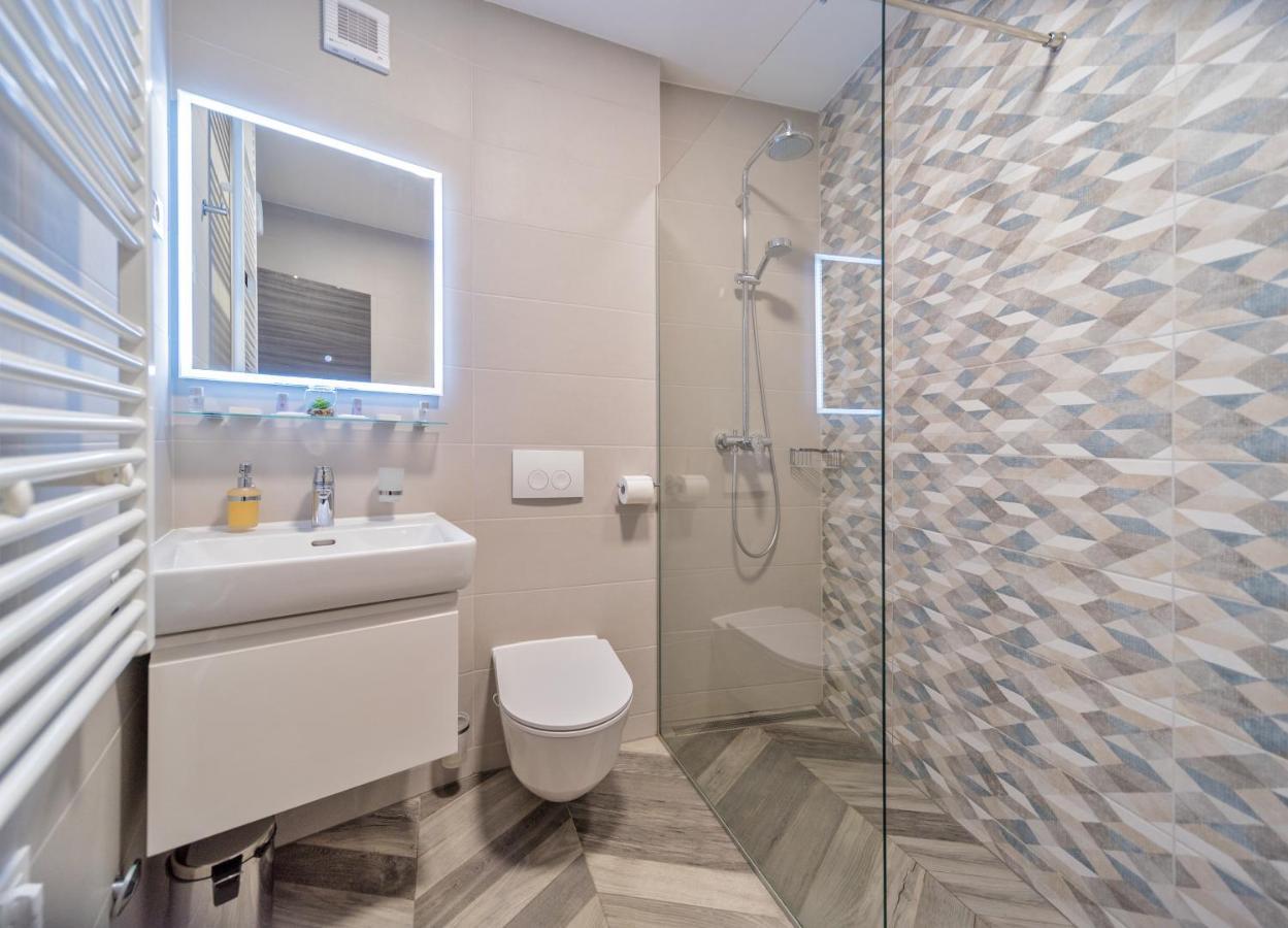 Il Giardino Luxury Rooms & Suites สปลิท ภายนอก รูปภาพ