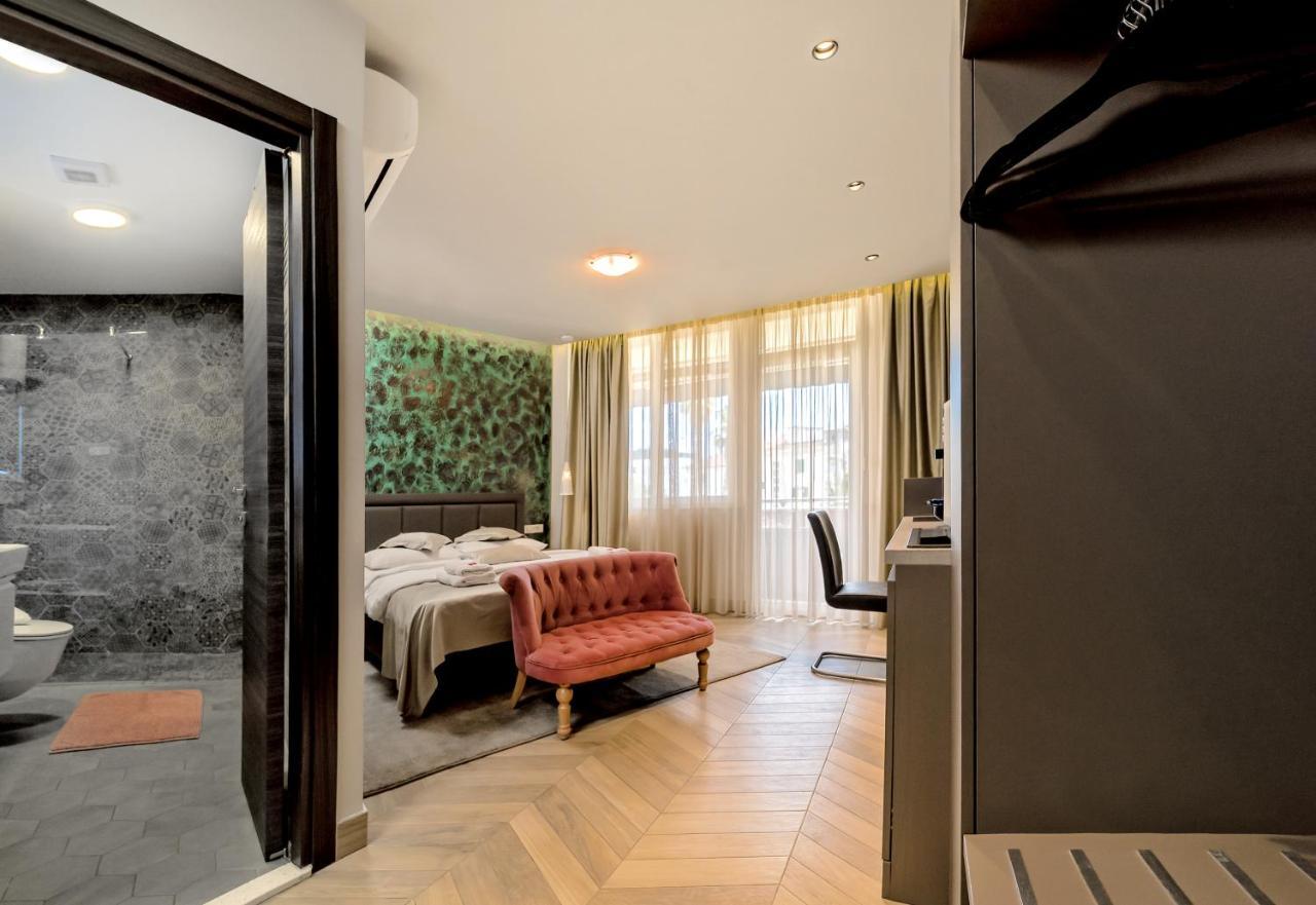 Il Giardino Luxury Rooms & Suites สปลิท ภายนอก รูปภาพ